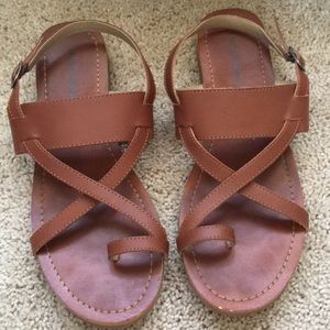 Lucky Brand Brown strappy sandals.